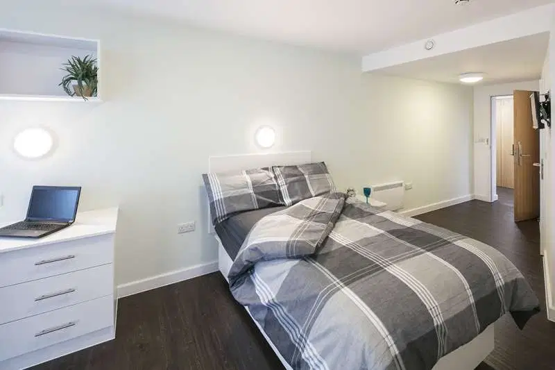 The Trigon & One Brittain Street, Sheffield – Large Twodio En-Suite