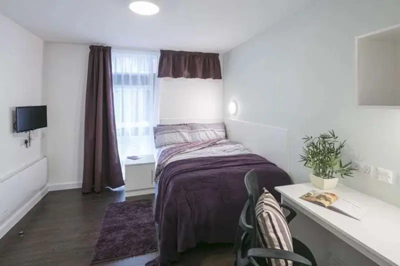The Trigon & One Brittain Street, Sheffield – Extra Large Twodio En-Suite