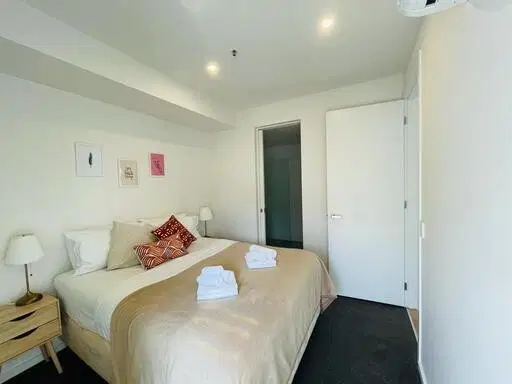 17 Vale St Kilda, Melbourne