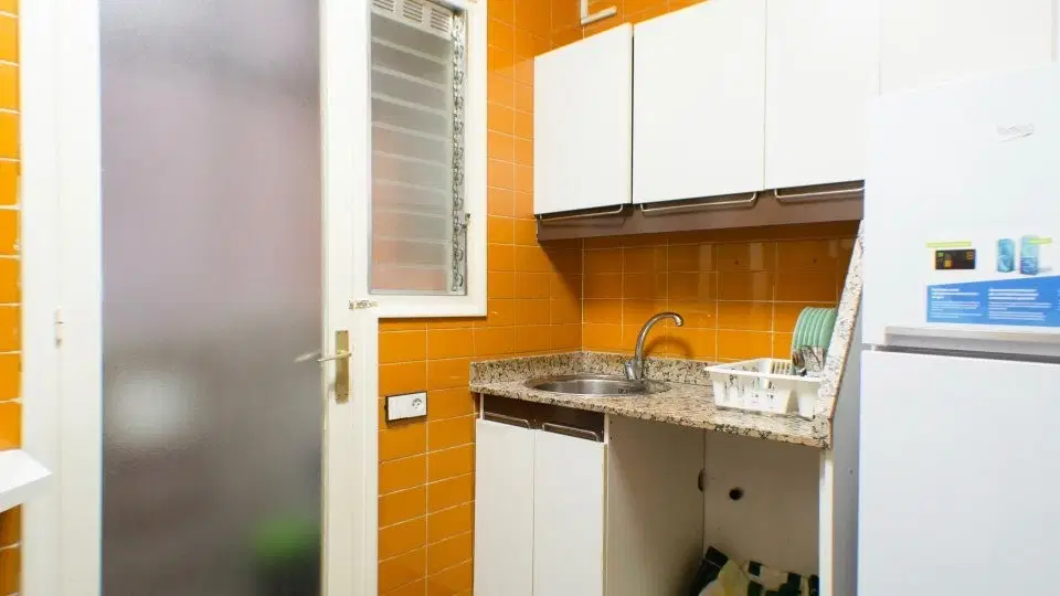 Comte Borrell 2, Barcelona – Kitchen