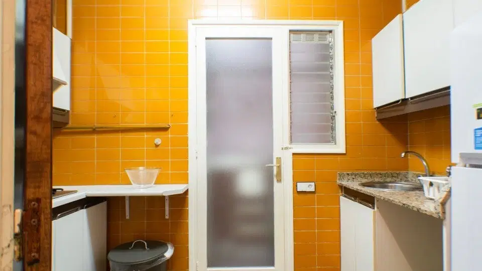 Comte Borrell 2, Barcelona – Kitchen