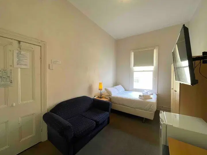 303 Rathdowne Street Carlton, Melbourne – Room 8 (Non Ensuite)