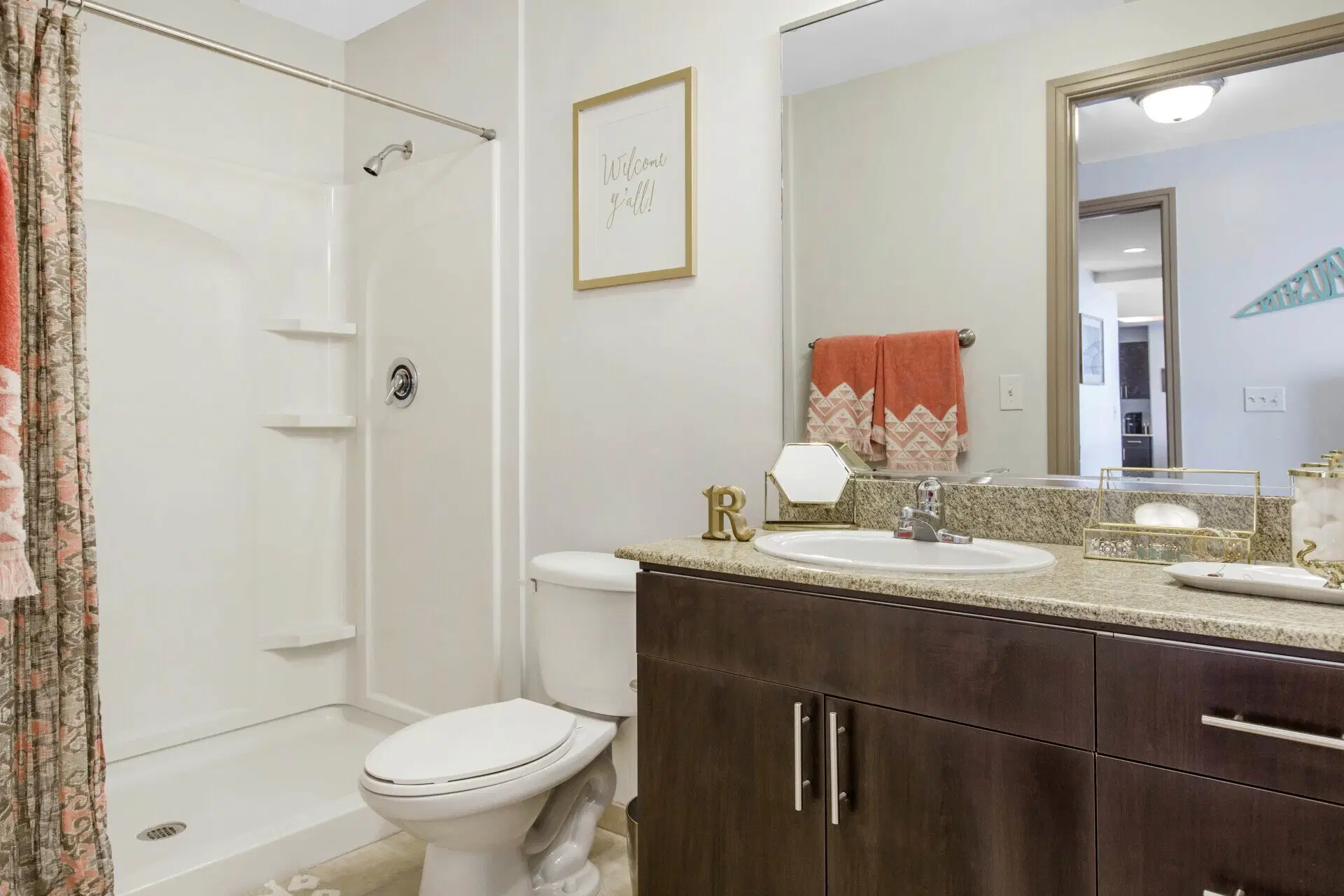 21 Rio, Austin – Bathroom