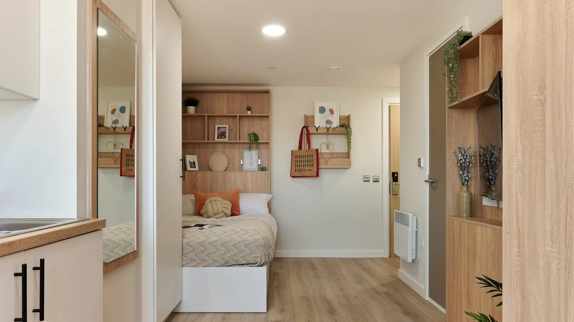 17a Christchurch Road, Bournemouth – Accessible Platinum Plus Studio