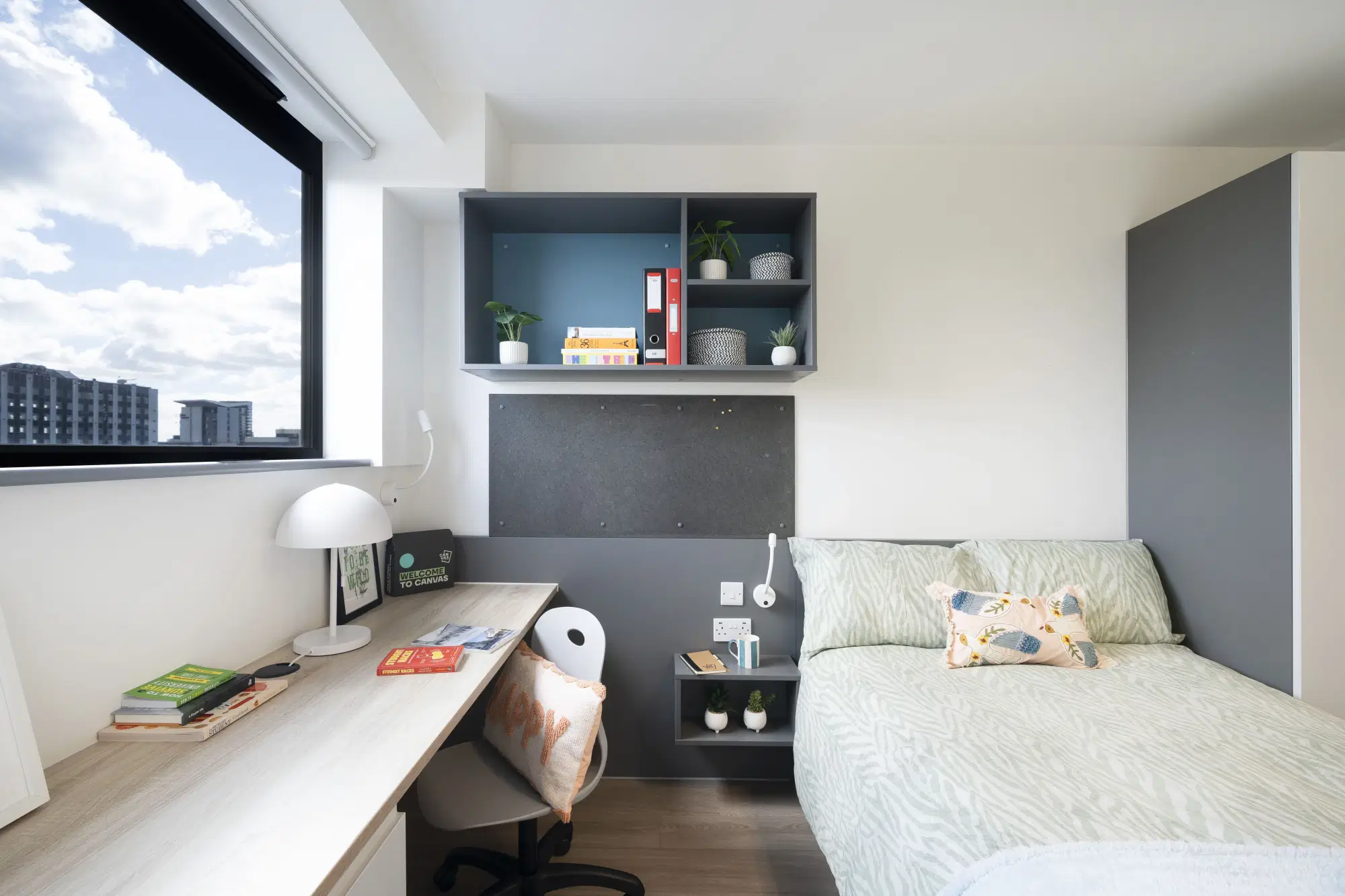 Canvas Capital House, Southampton – Silver Ensuite