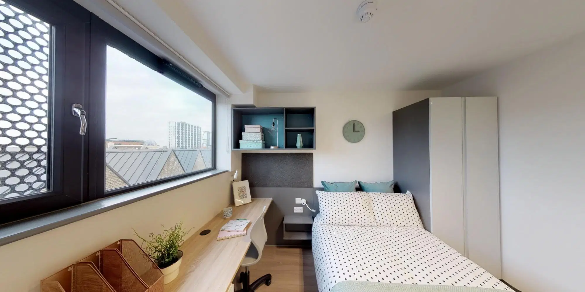 Canvas Capital House, Southampton – Silver Ensuite Shared- Penthouse