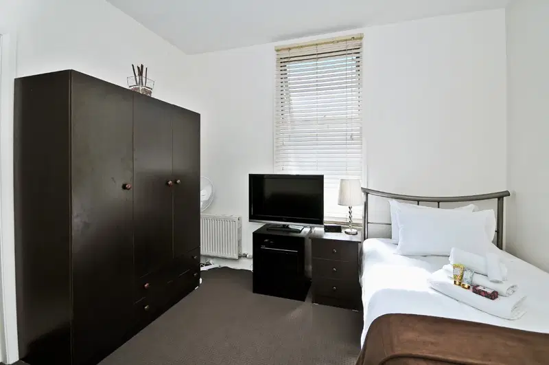 75 Elgin Street Carlton, Melbourne – Room 11 (Ensuite)