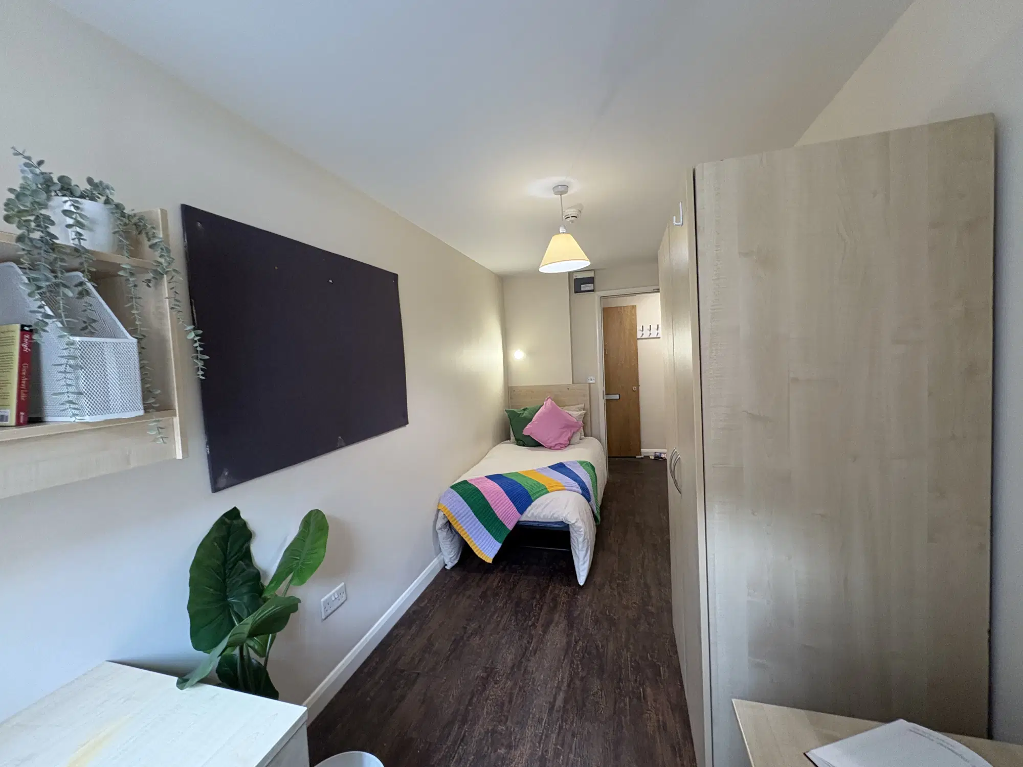 Raleigh Park And The Village, Nottingham – Single Room