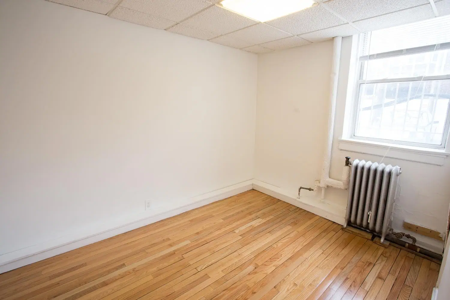 5120 S. Hyde Park Boulevard, Chicago – 3 Bedroom - 1 Bathroom