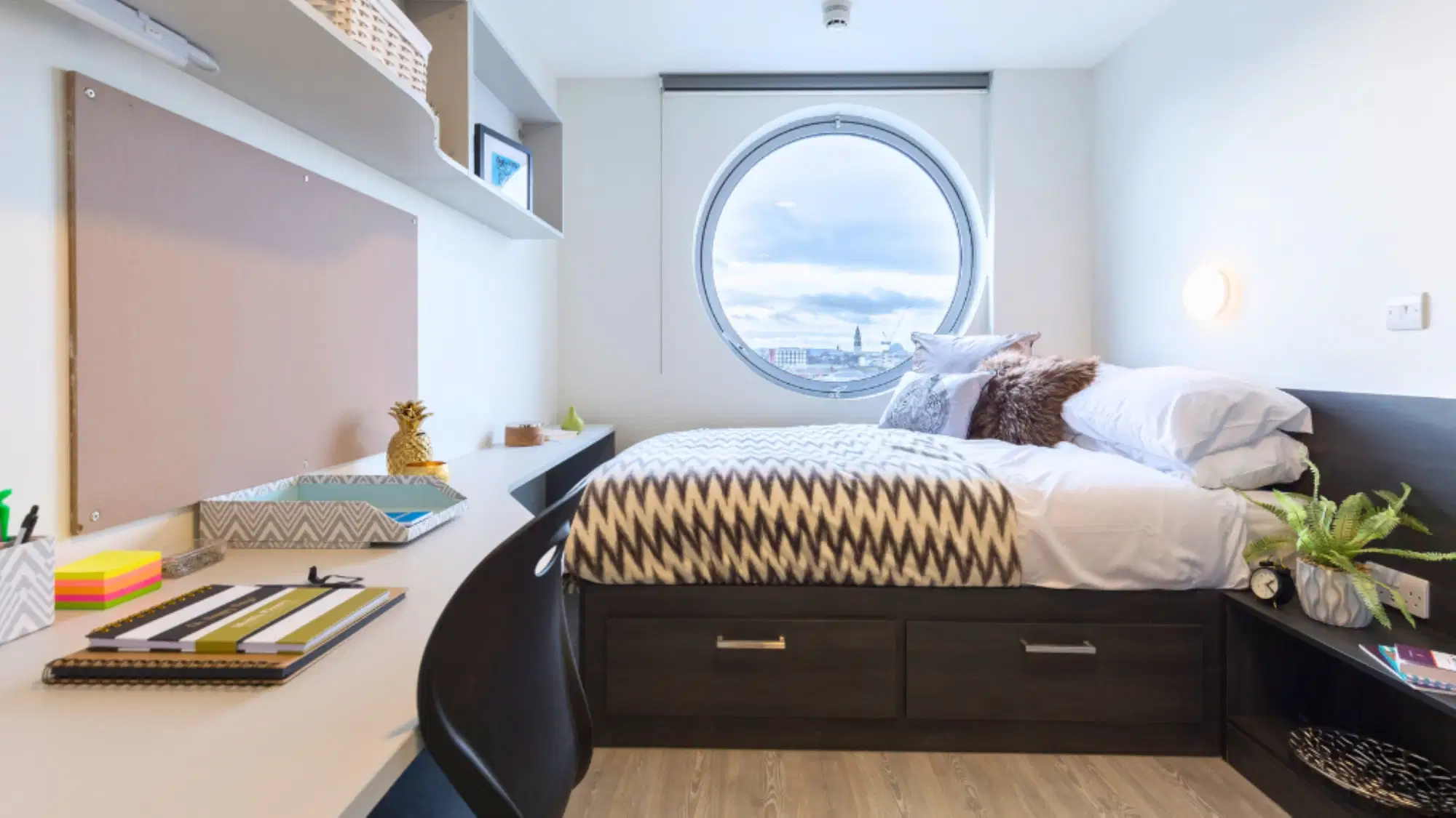 Livin, Cardiff – Deluxe Studio