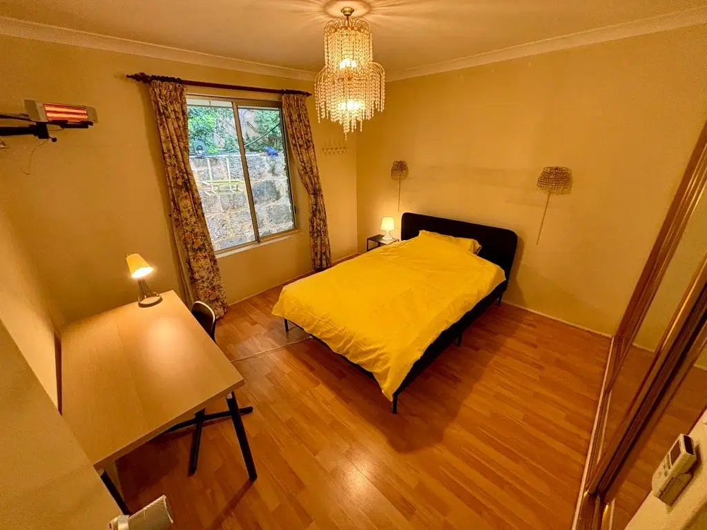 Room in a 5 Bedroom Apartment, 39 King William Street, Bayswater, City of Bayswater, 6053 – Bedroom 4