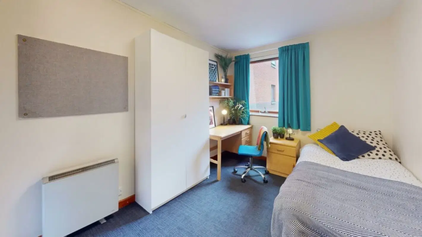 Albion House, Broadgate Park, University of Nottingham, Nottingham – Standard Bedroom