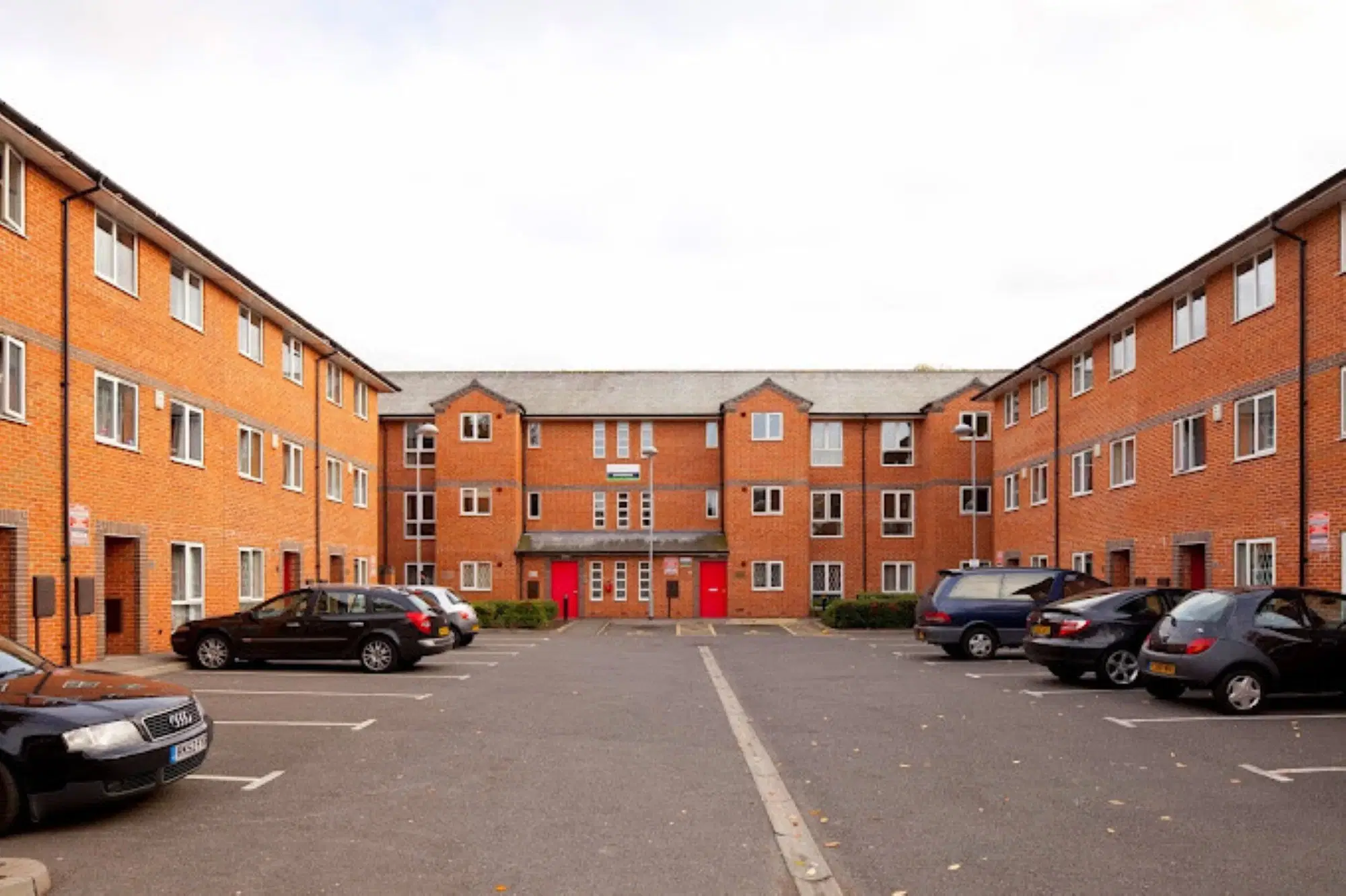 9 Brookside, Derby – Exterior