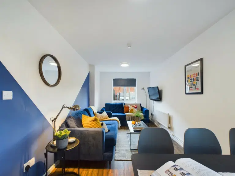 1 Brookside, Derby – Common Area