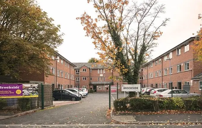 2 Brookside, Derby – Exterior