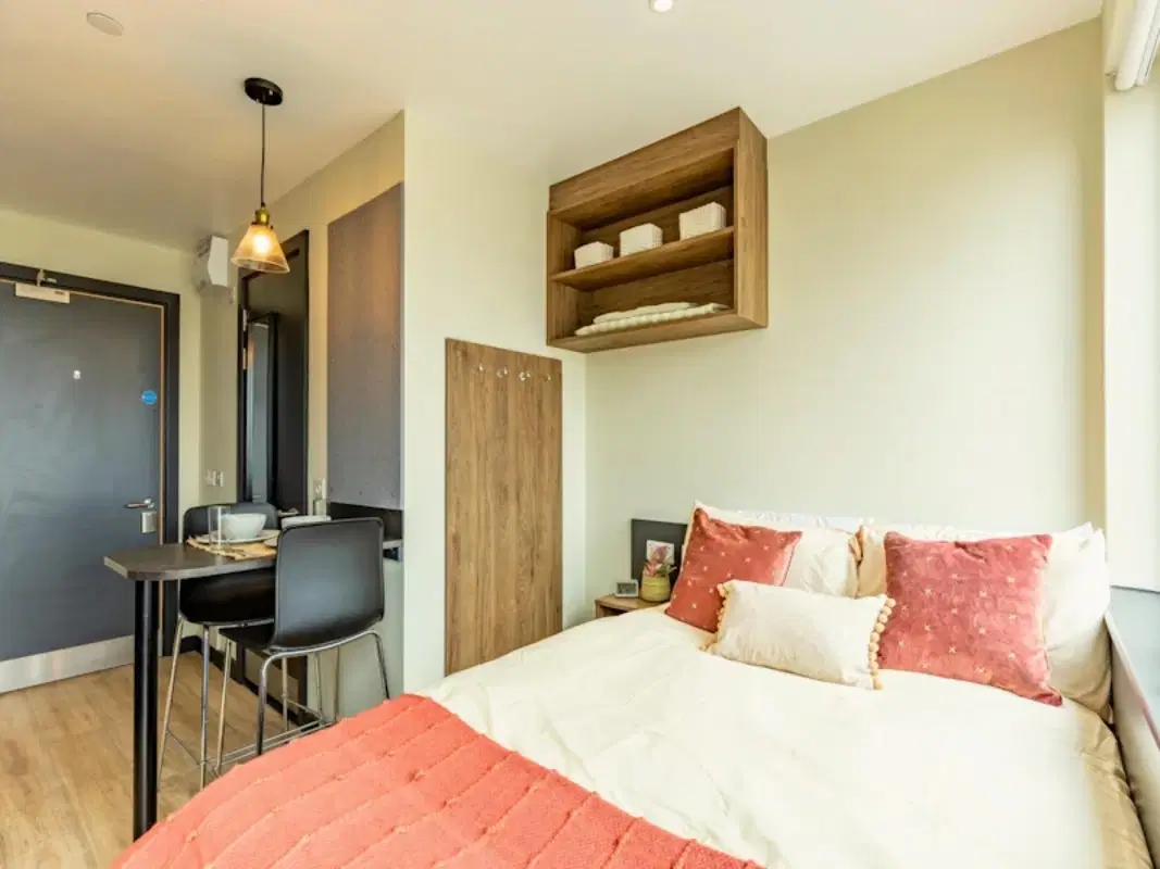 Crown House, Brighton – Premium Plus - Sea View