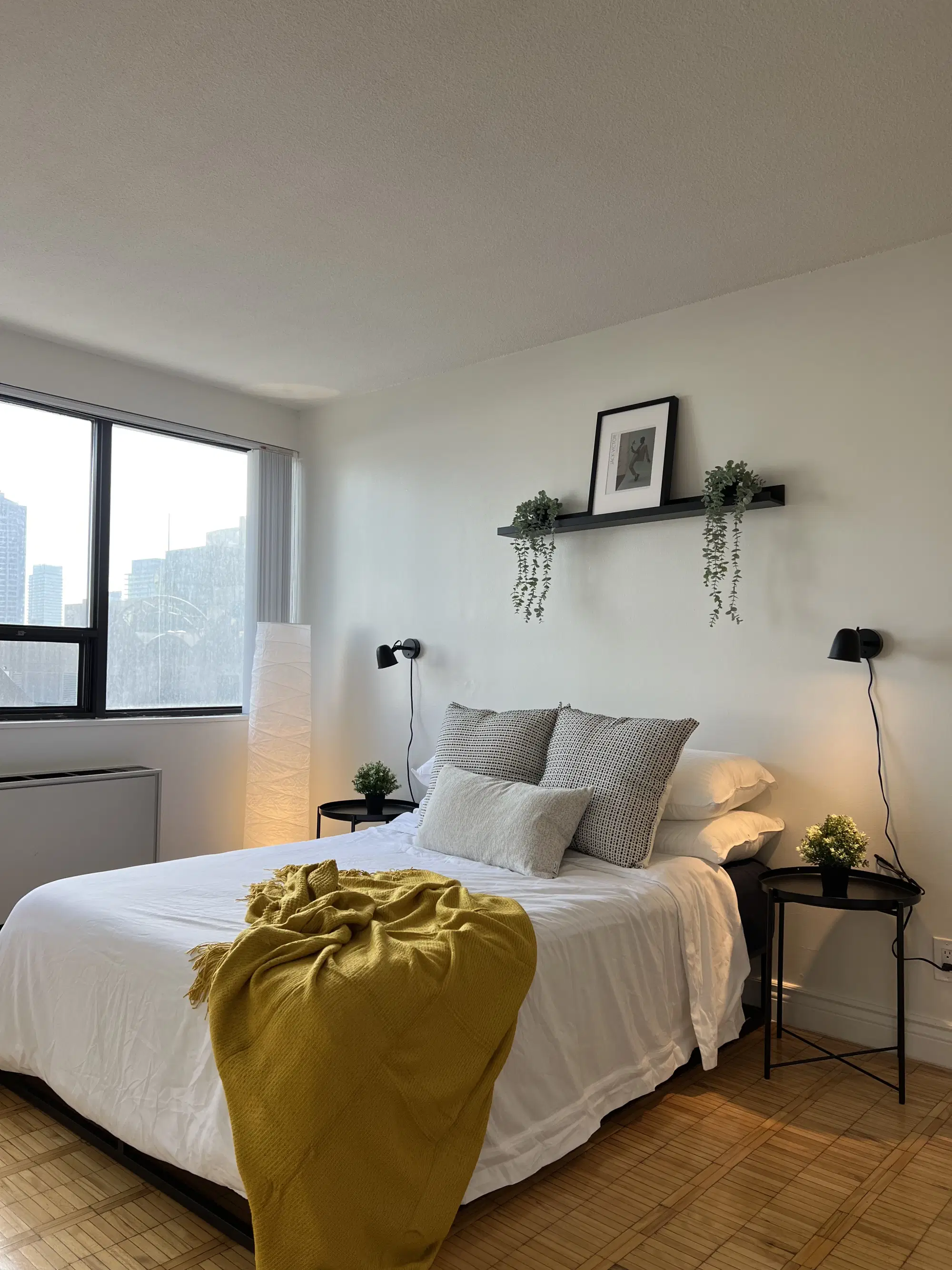 88 Bloor St E, Toronto – 1710 Bloor Master Unit (3 Bed 2 Bath)