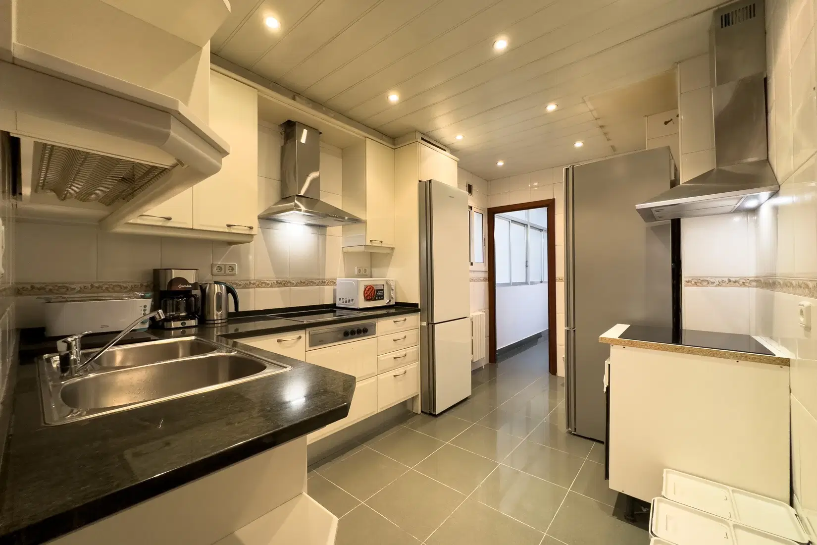 Diagonal 1, Barcelona – Kitchen