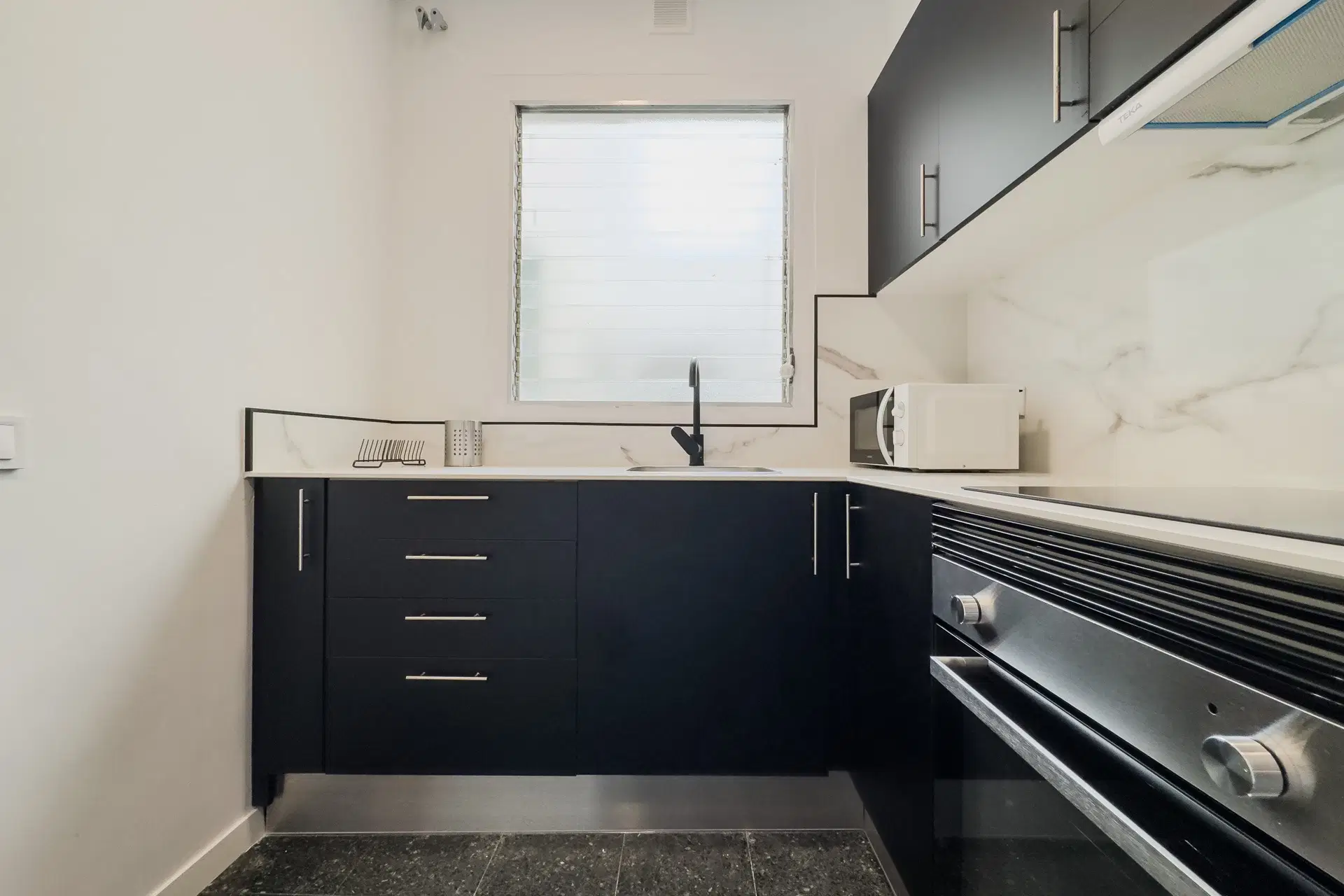Rosselló 2, Barcelona – Kitchen