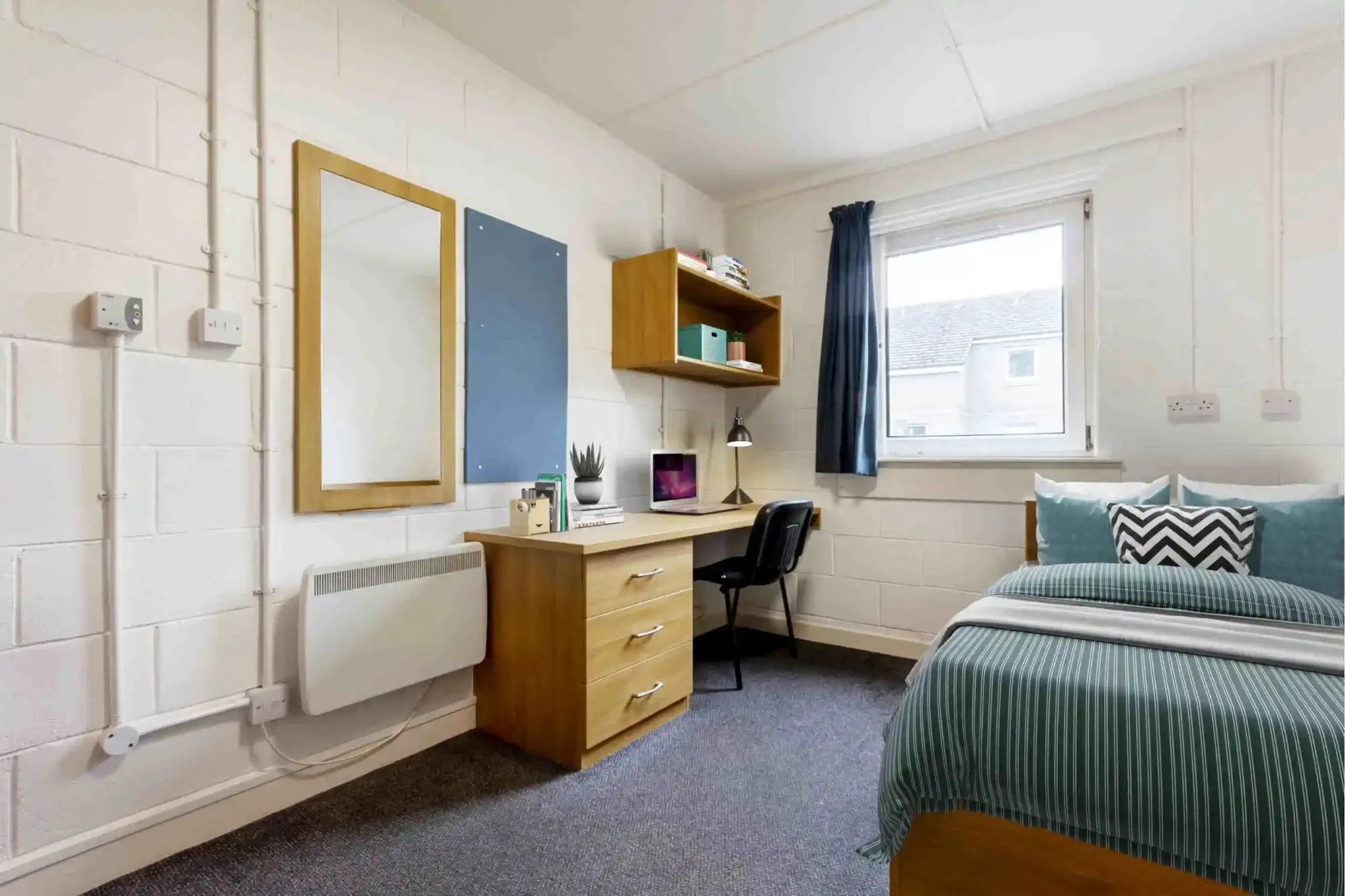 Linksfield House, Aberdeen – Silver Ensuite