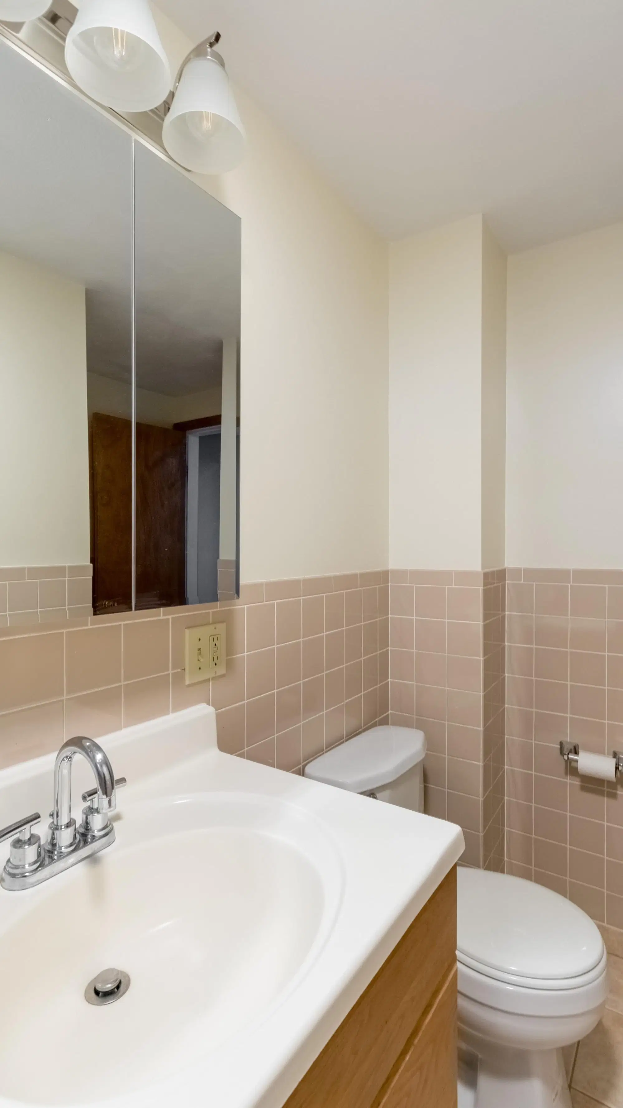 June Homes 02116, Boston – Bathroom