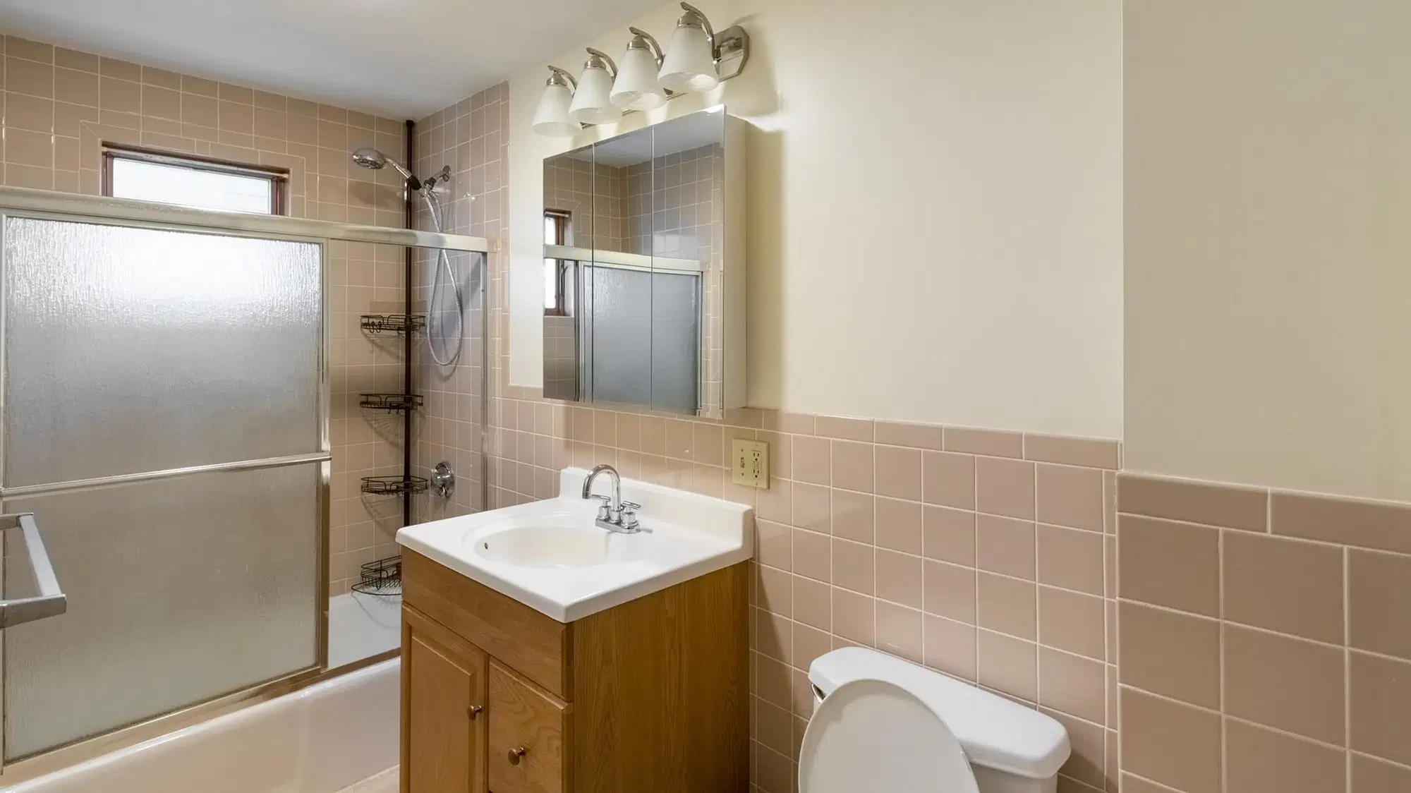June Homes 02116, Boston – Bathroom