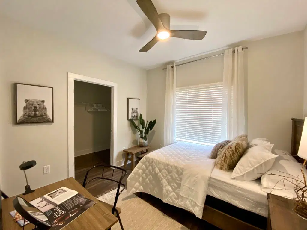 Cambridge Creek Clemson, Clemson – 3x3.5 Townhome Room in 3 Bedroom 3.5 Bathroom