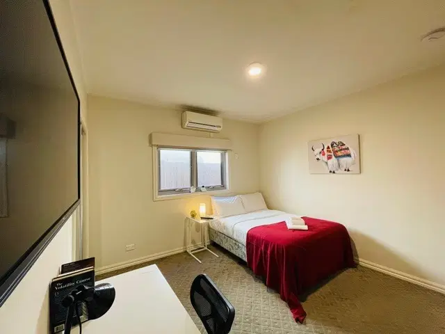 228 Glenlyon Rd Brunswick, Melbourne – Room 3 (Non Ensuite)