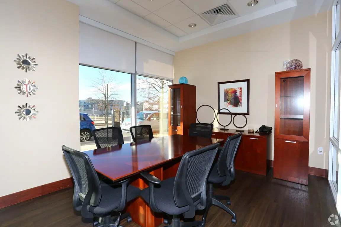 The Essential, Baltimore – Common Area