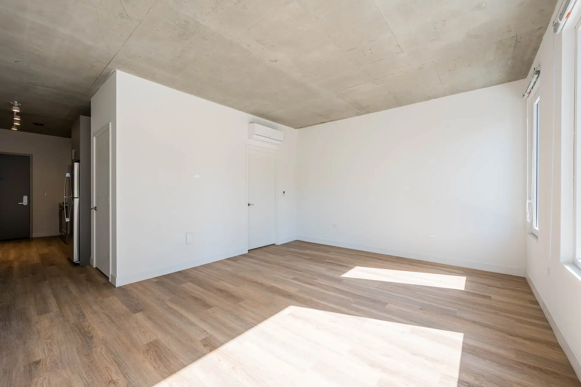 Post, Chicago – 2 Bedroom 2 Bathroom