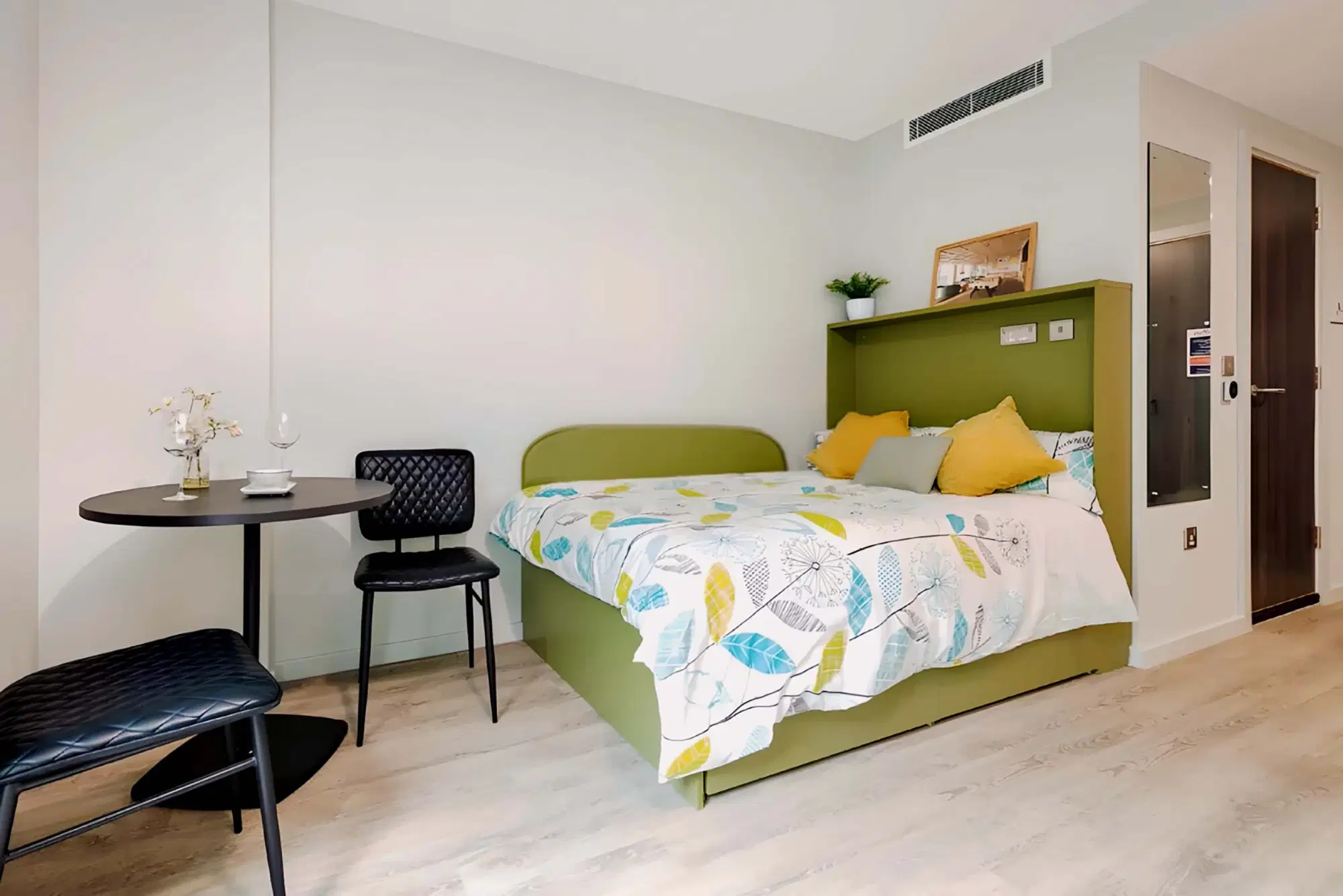 Flora Building, London – Accessible Studio