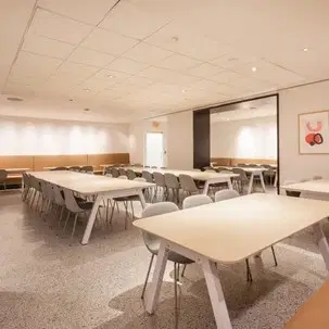 Turtle Bay, New York – Common Area