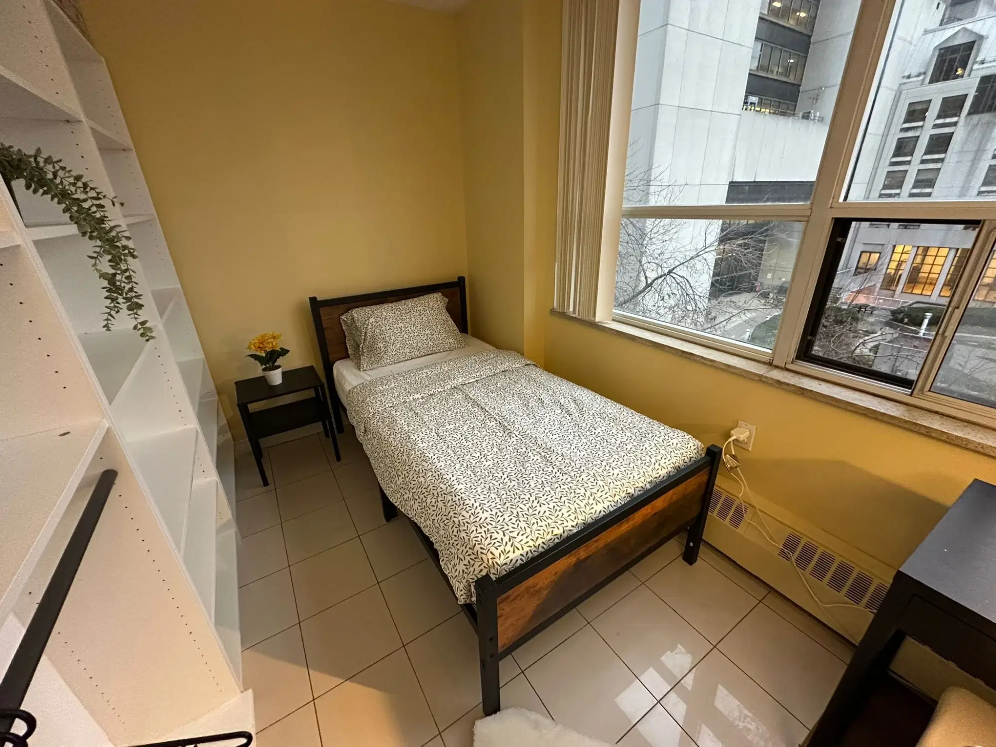 Pearson Housing 222 Elm St, Toronto – Bedroom