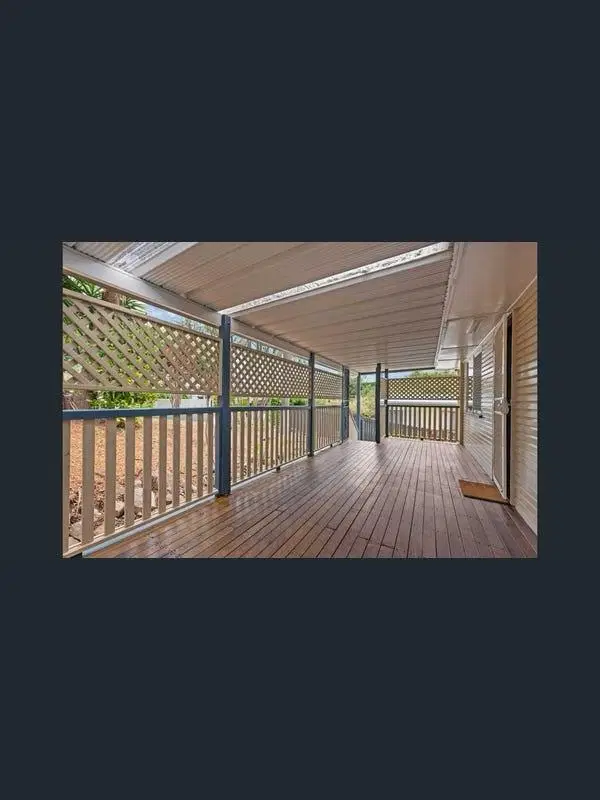 Room in a 4 Bedroom Apartment, 41 Oatland Crescent, Holland Park West, Brisbane City 4121 – Exterior