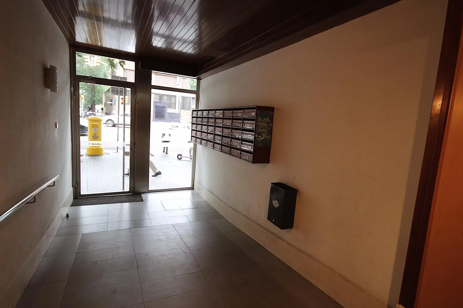 Av. De Madrid 106 3-2 Sants-Montjuïc, Barcelona – Common Area