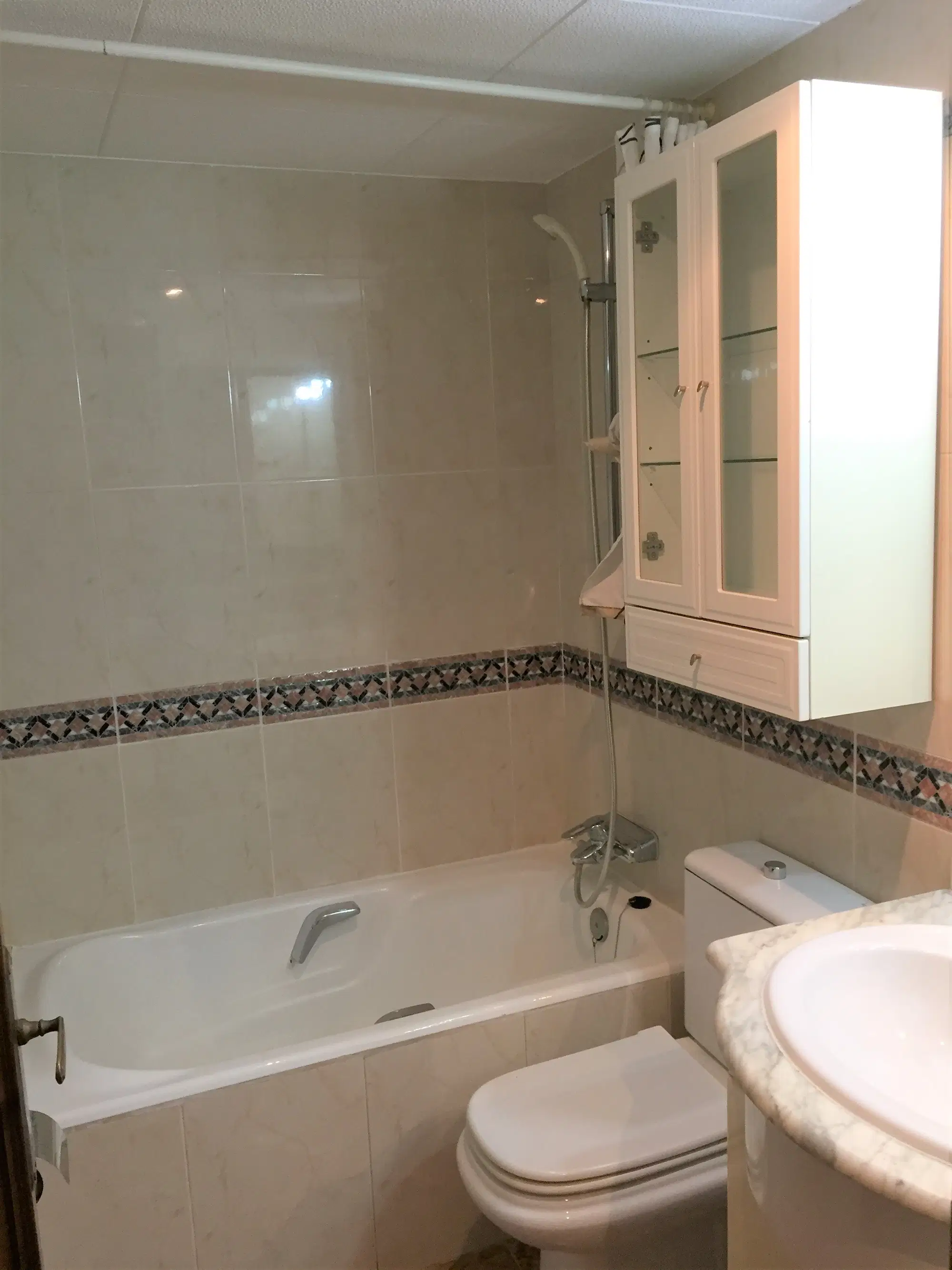 Rambla Del Brasil 7 2-4 Sants-Montjuïc, Barcelona – Bathroom