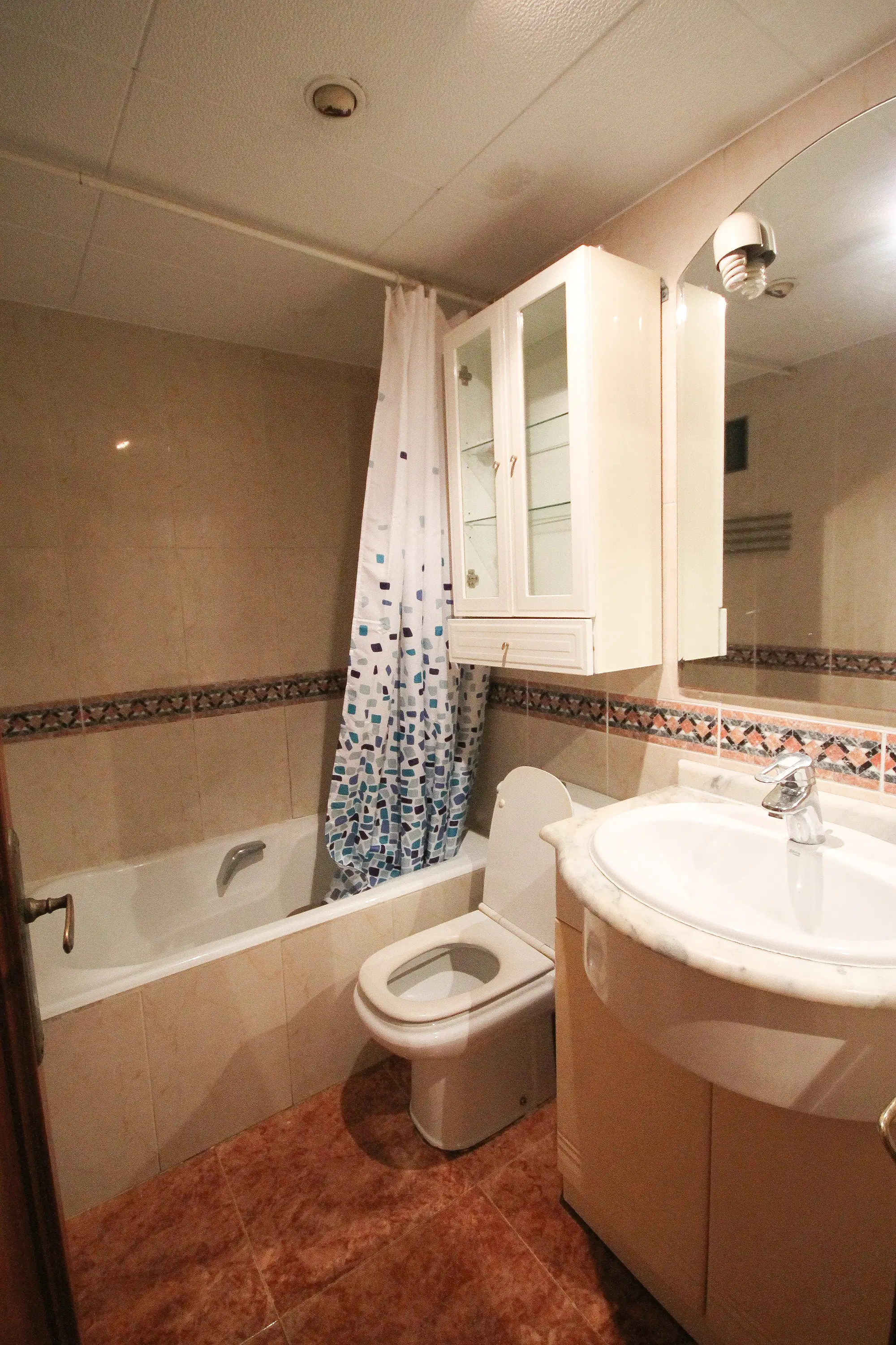 Rambla Del Brasil 7 2-4 Sants-Montjuïc, Barcelona – Bathroom