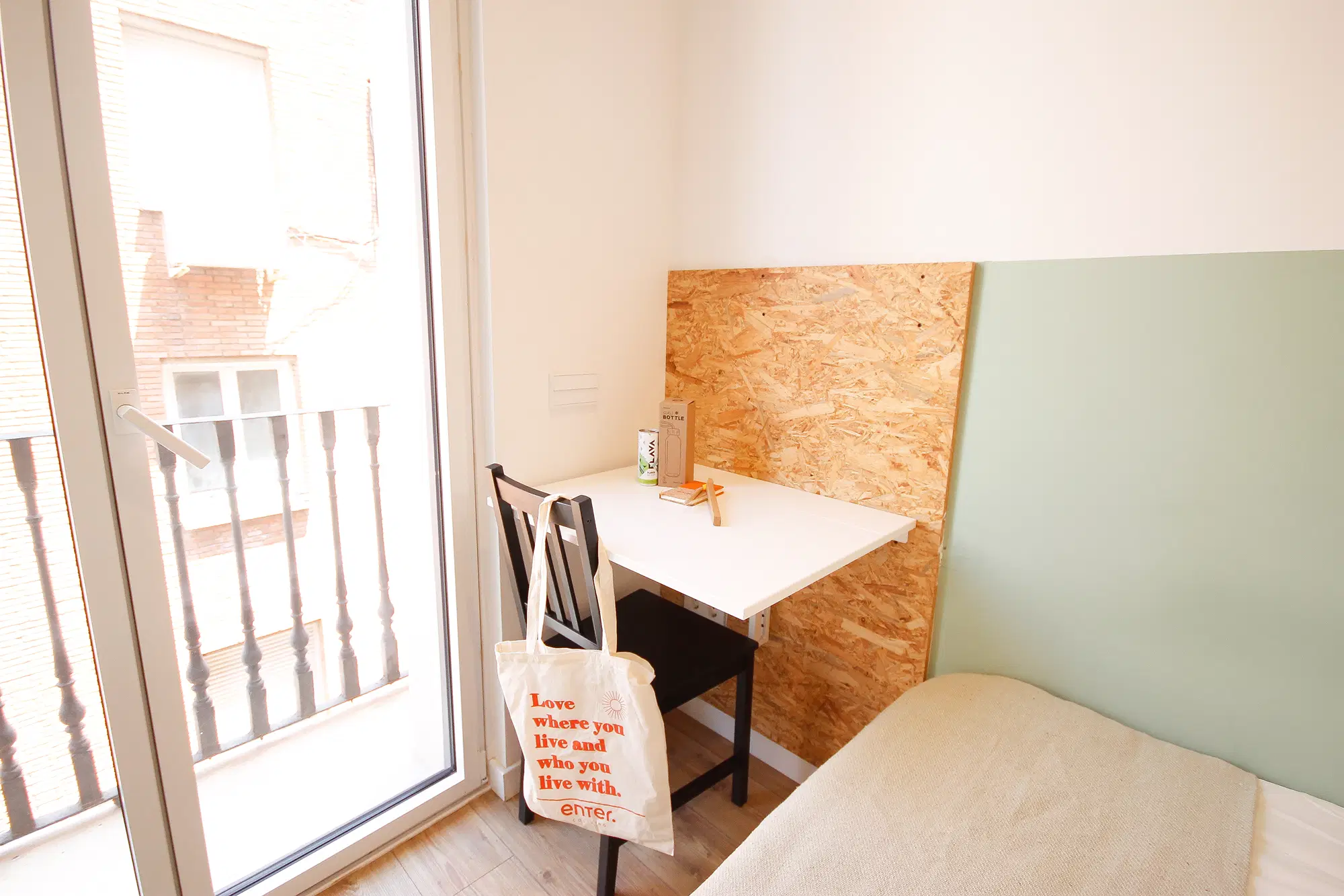 Poeta Cabanyes 14 2-1 Izquierdo, Barcelona – Amenities