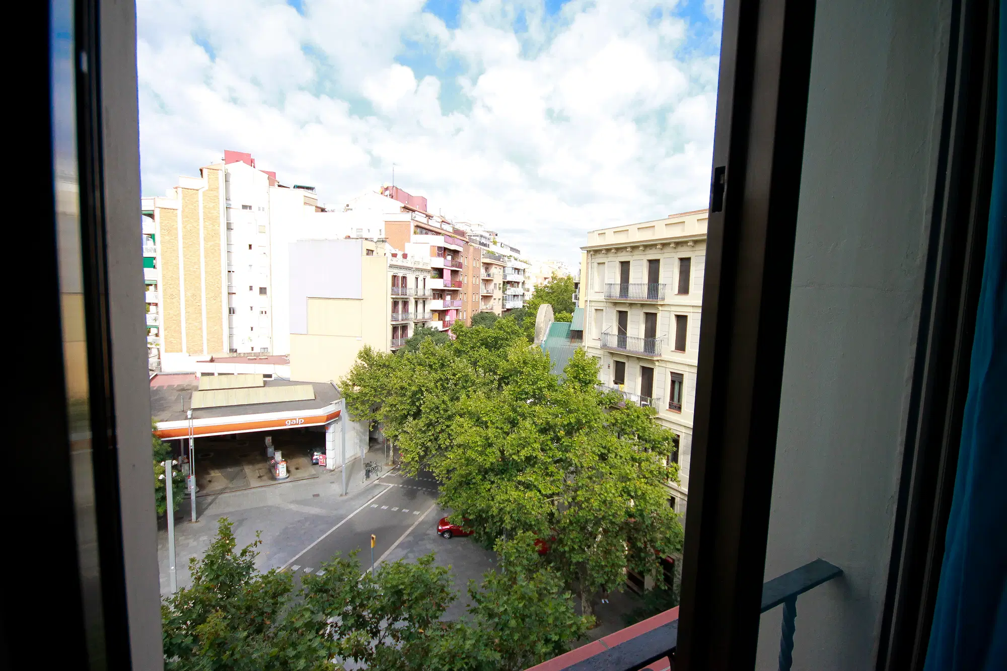 Av. del Parallel 130 L'Eixample, Barcelona – Exterior