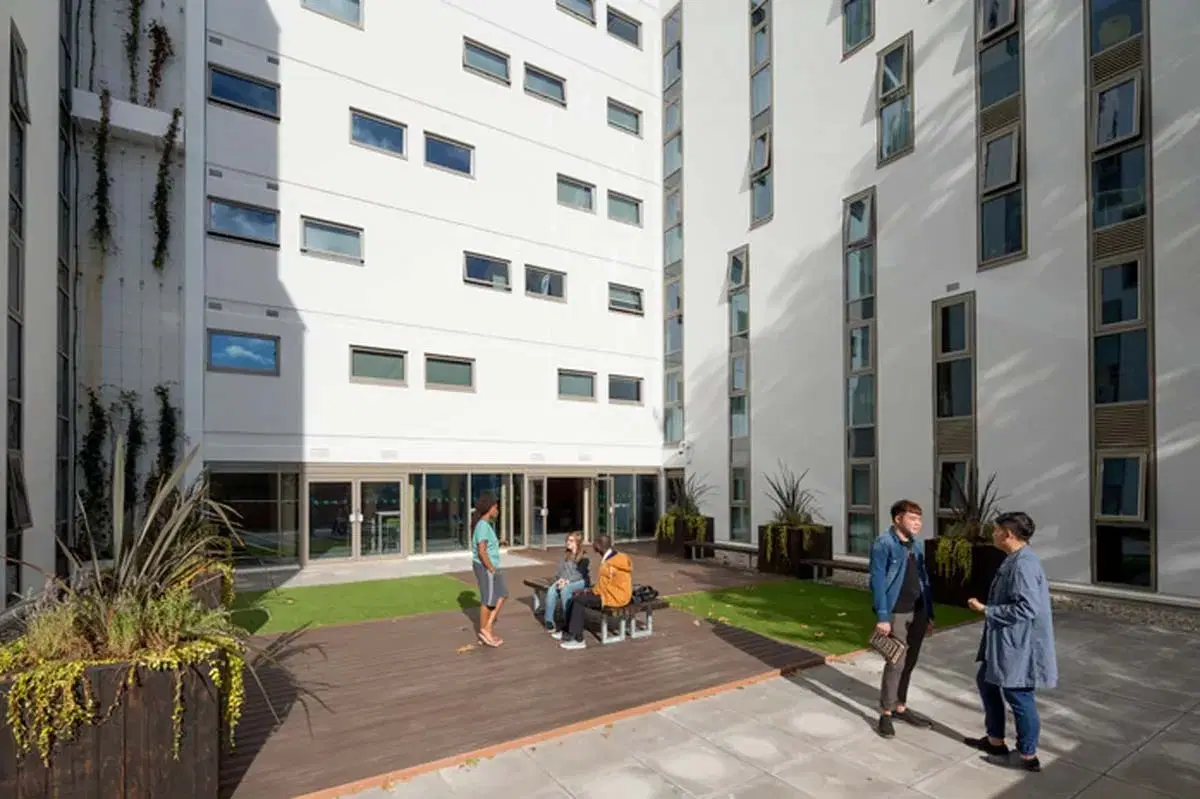 Kaplan Living Nottingham, Nottingham – Exterior