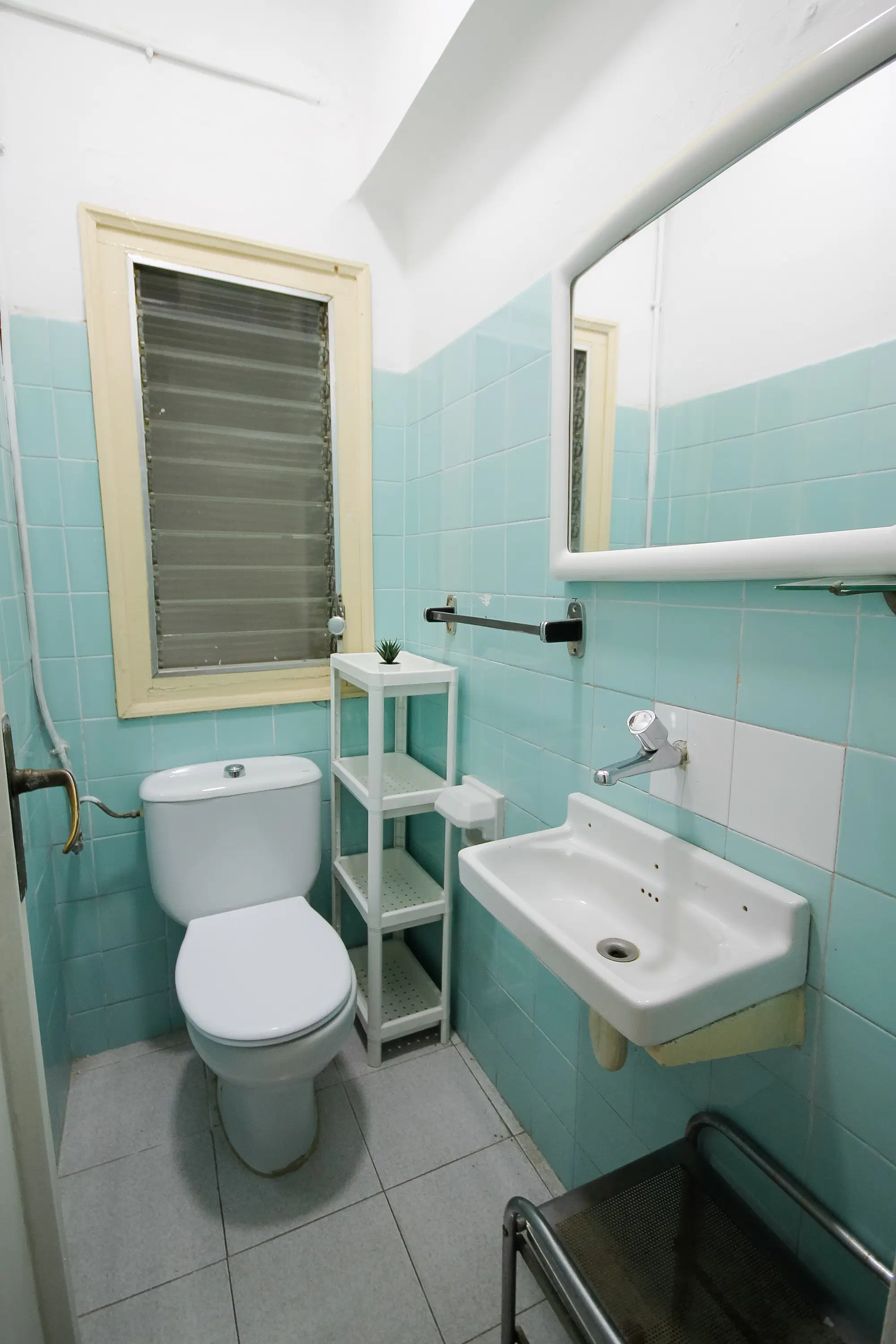 Carrer Del Cinca 4 Sant Andreu 2o, Barcelona – Bathroom