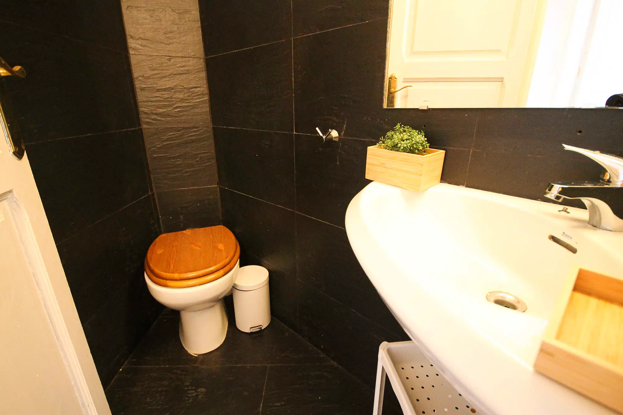 Gran Via De Les Corts Catalanes 470 2 L'Eixample, Barcelona – Bathroom
