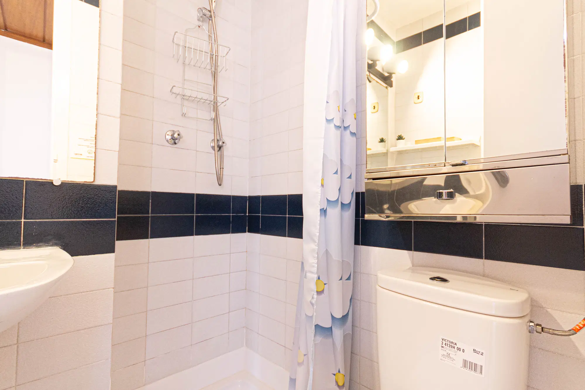 C/ De Sant Fructuós 76 Sants-Montjuïc, Barcelona – Bathroom