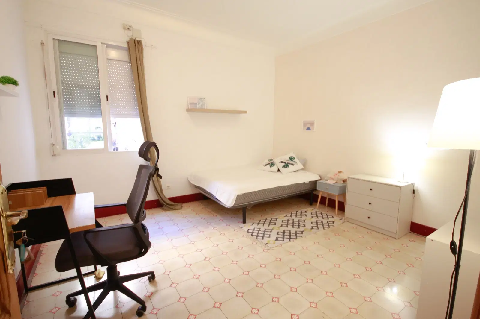 Gran Via De Les Corts Catalanes 493 L'Eixample, Barcelona – R0307