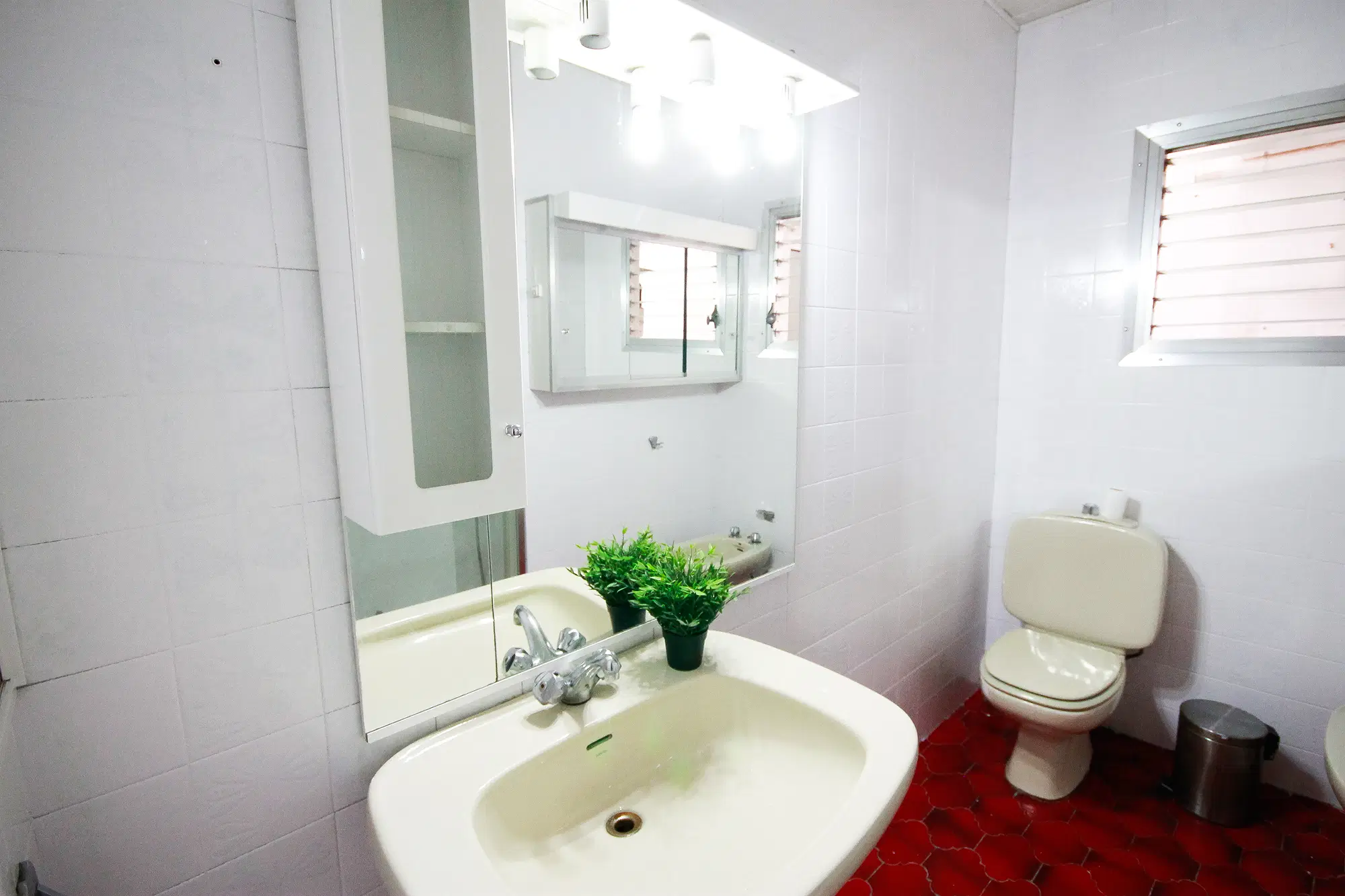 C/ De Sicília 220 Eixample, Barcelona – Bathroom
