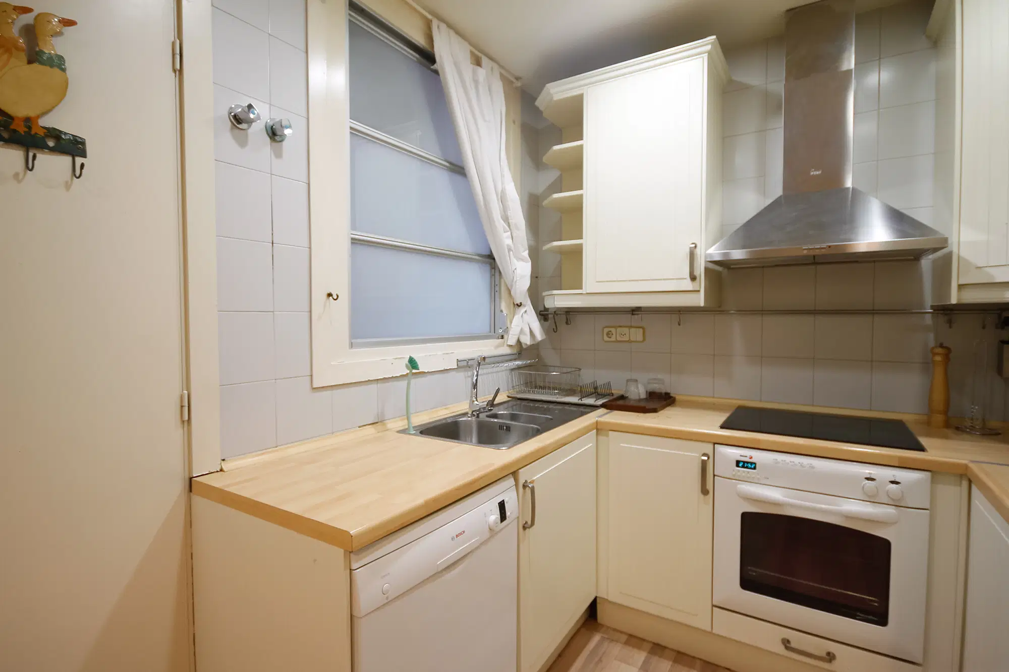 C/ De Balmes 79 4-3 L'Eixample, Barcelona – Kitchen
