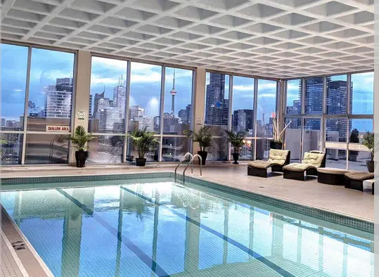 Johnson's Hundred Wellesley, Toronto – Amenities