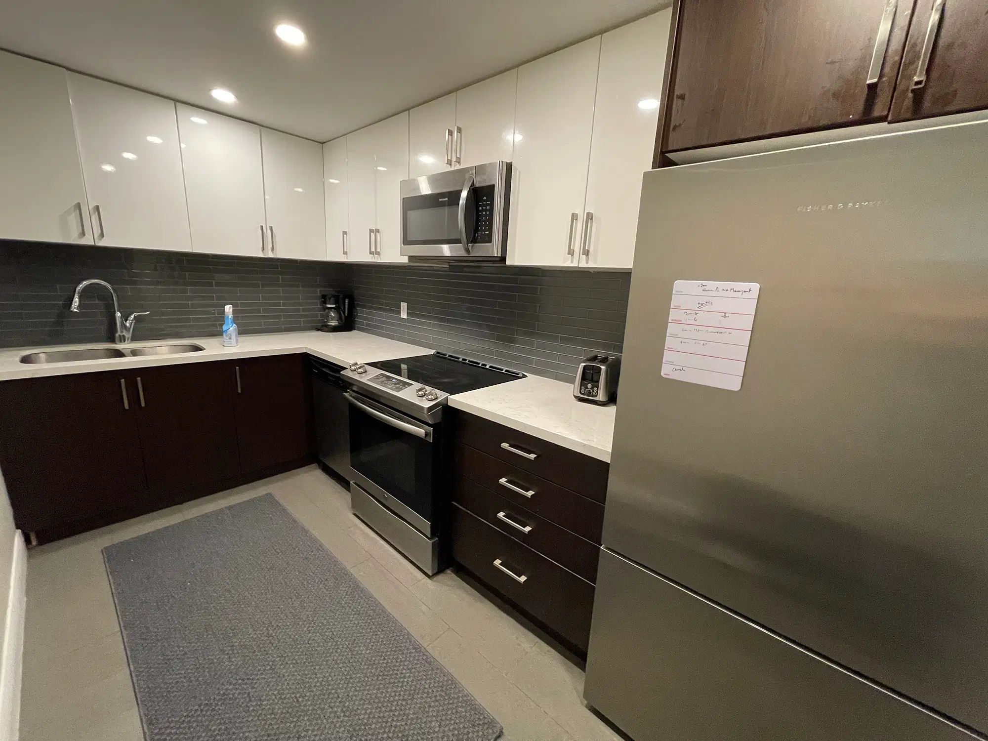 Johnson's Sherbourne, Toronto – Kitchen