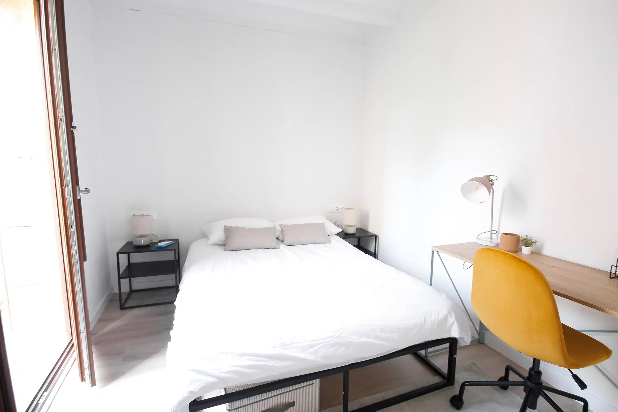 Carrer De Santa Madrona 27 4 Ciutat Vella, Barcelona – F4A2R1