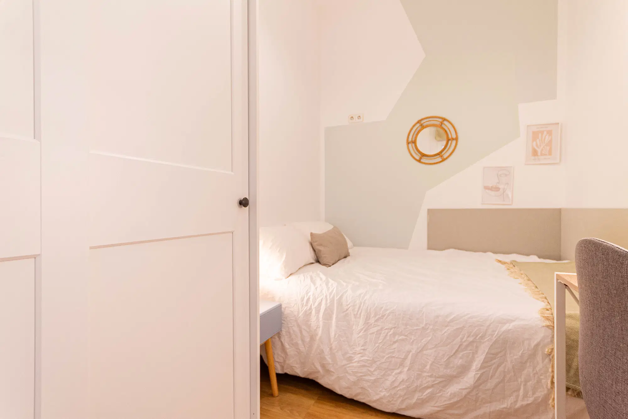 C/Sant Pau 52-54 Pr-Izq Ciutat Vella, Barcelona – R0403